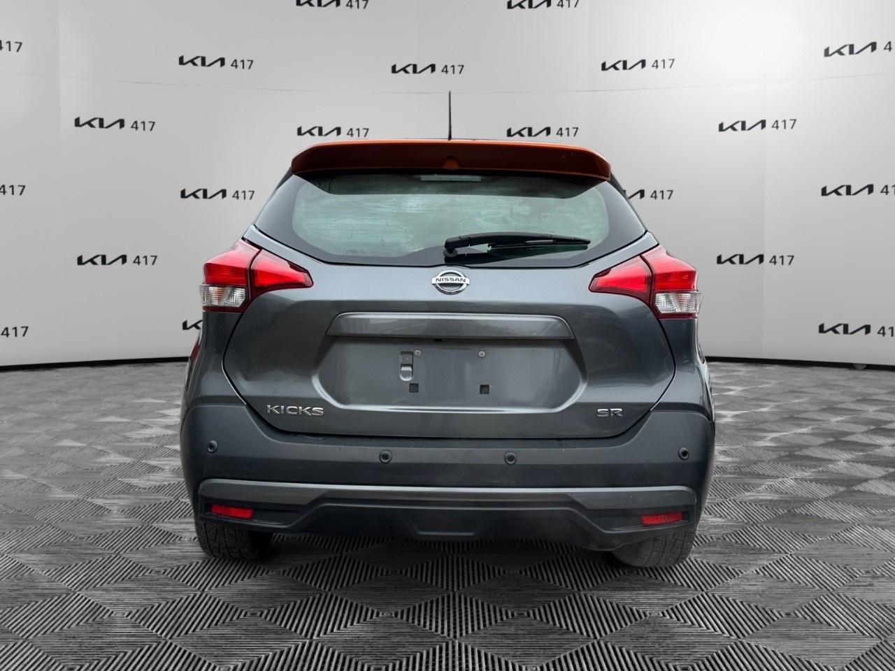 2020 Nissan Kicks SR FWD Photo