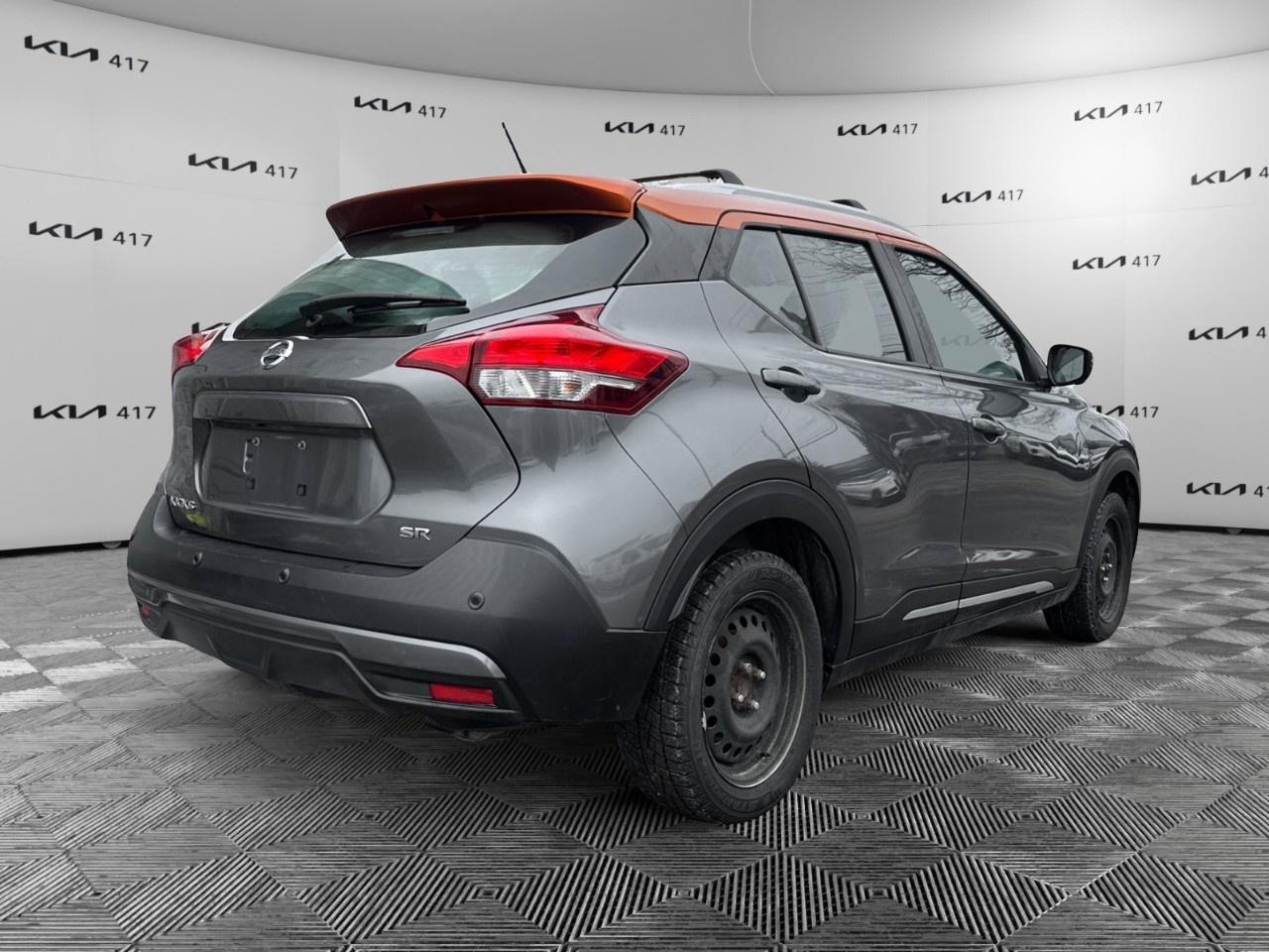 2020 Nissan Kicks SR FWD Photo4