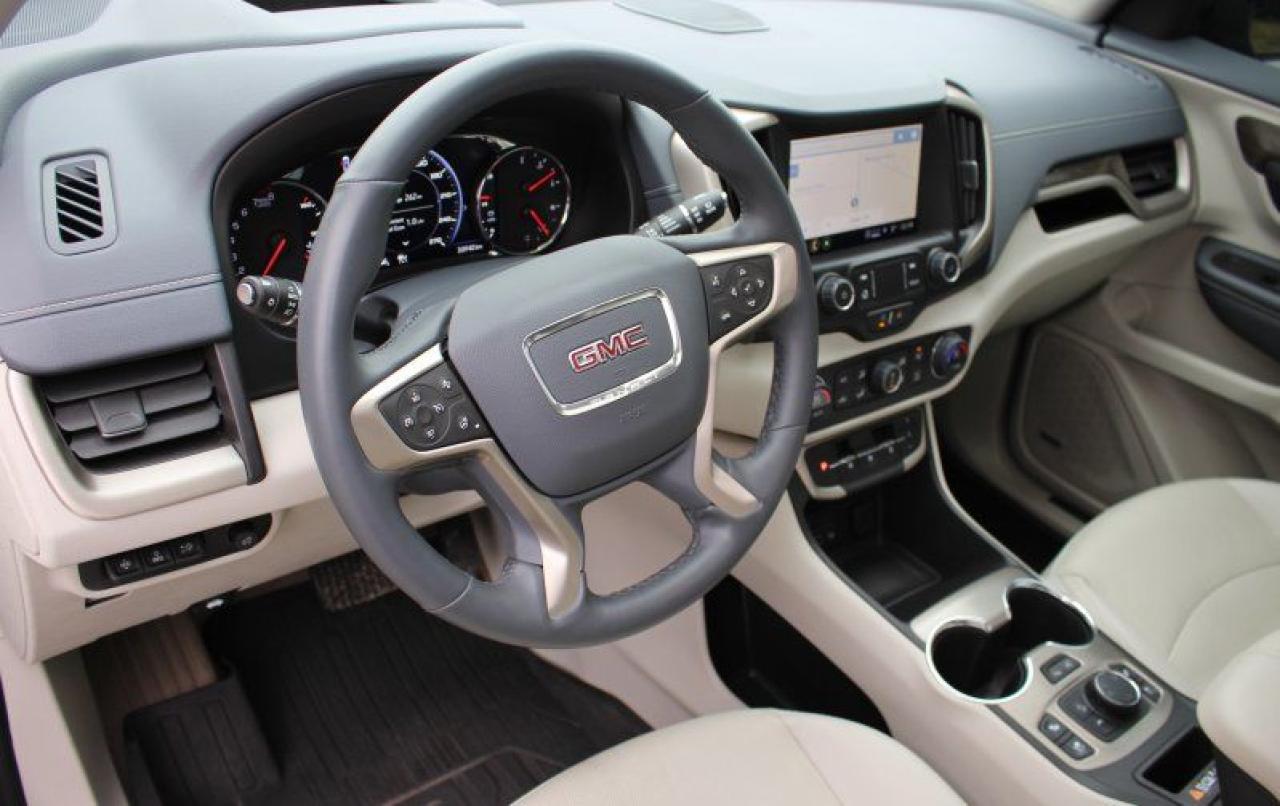 2024 GMC Terrain Denali*AWD*Heated Leather*Moon Roof*CarPlay*Low Ks Photo