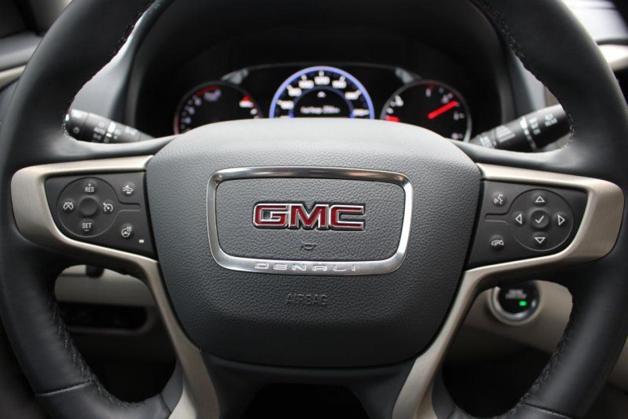 2024 GMC Terrain Denali*AWD*Heated Leather*Moon Roof*CarPlay*Low Ks Photo