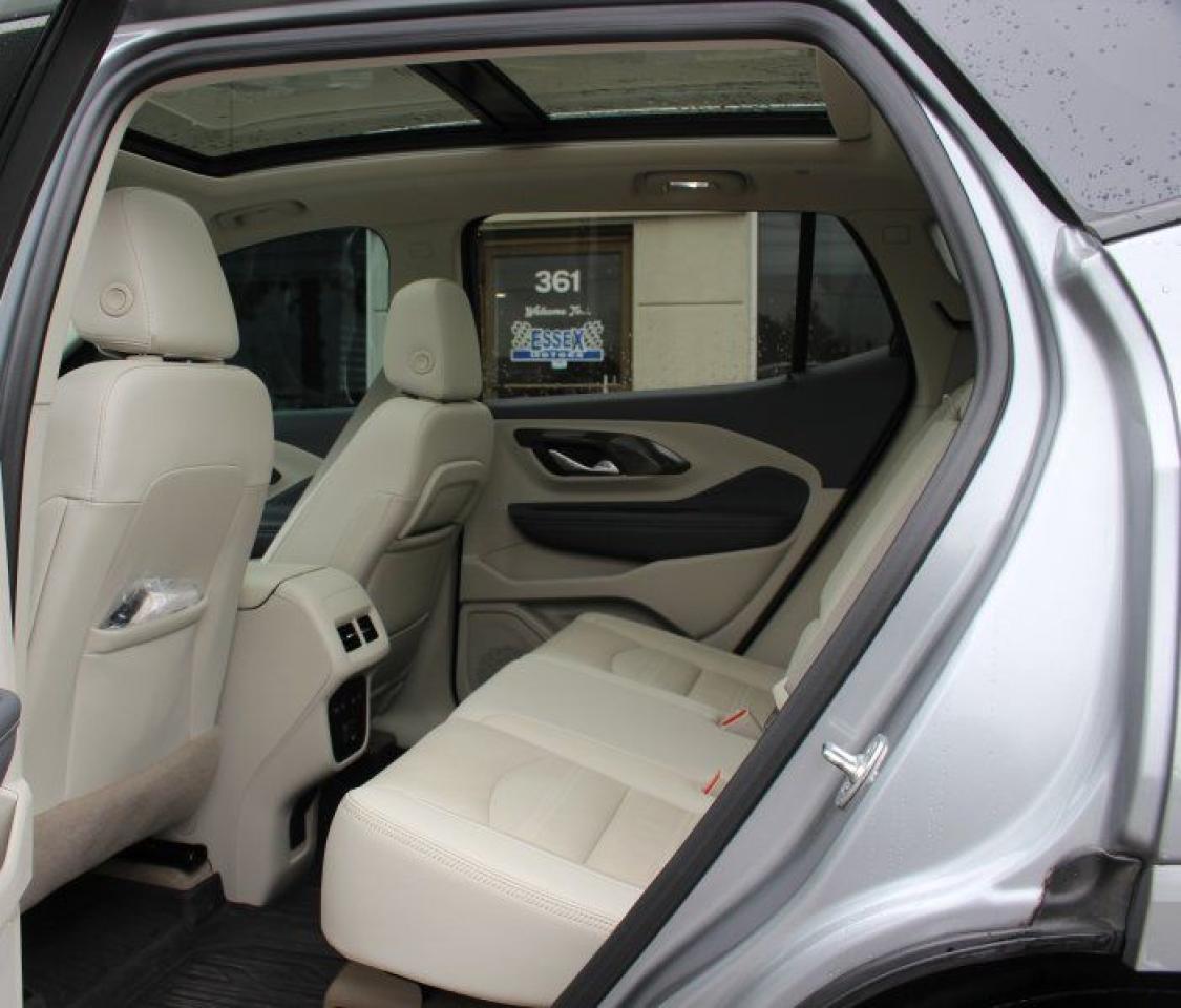 2024 GMC Terrain Denali*AWD*Heated Leather*Moon Roof*CarPlay*Low Ks - Photo #17