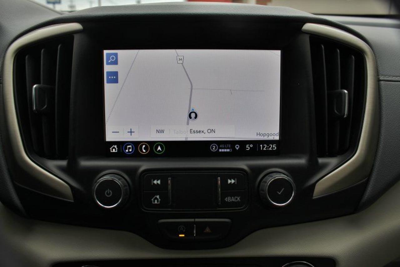 2024 GMC Terrain Denali*AWD*Heated Leather*Moon Roof*CarPlay*Low Ks - Photo #25