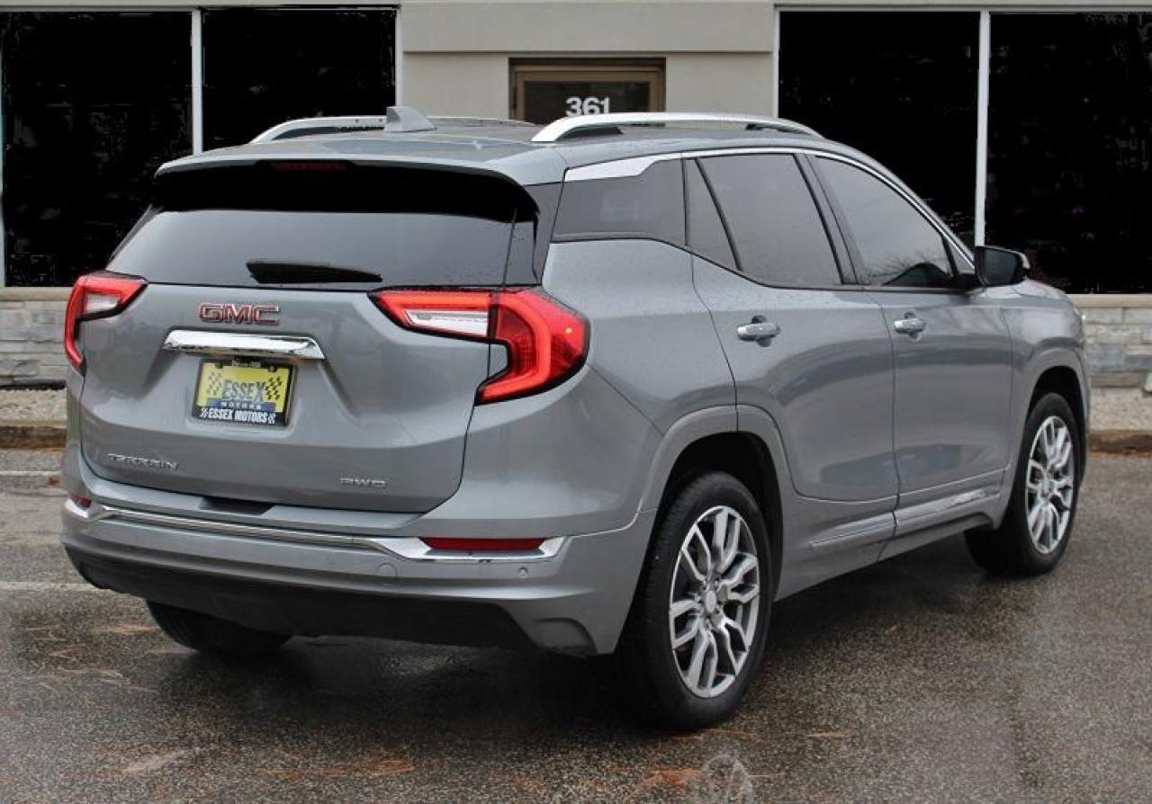 2024 GMC Terrain Denali*AWD*Heated Leather*Moon Roof*CarPlay*Low Ks Photo