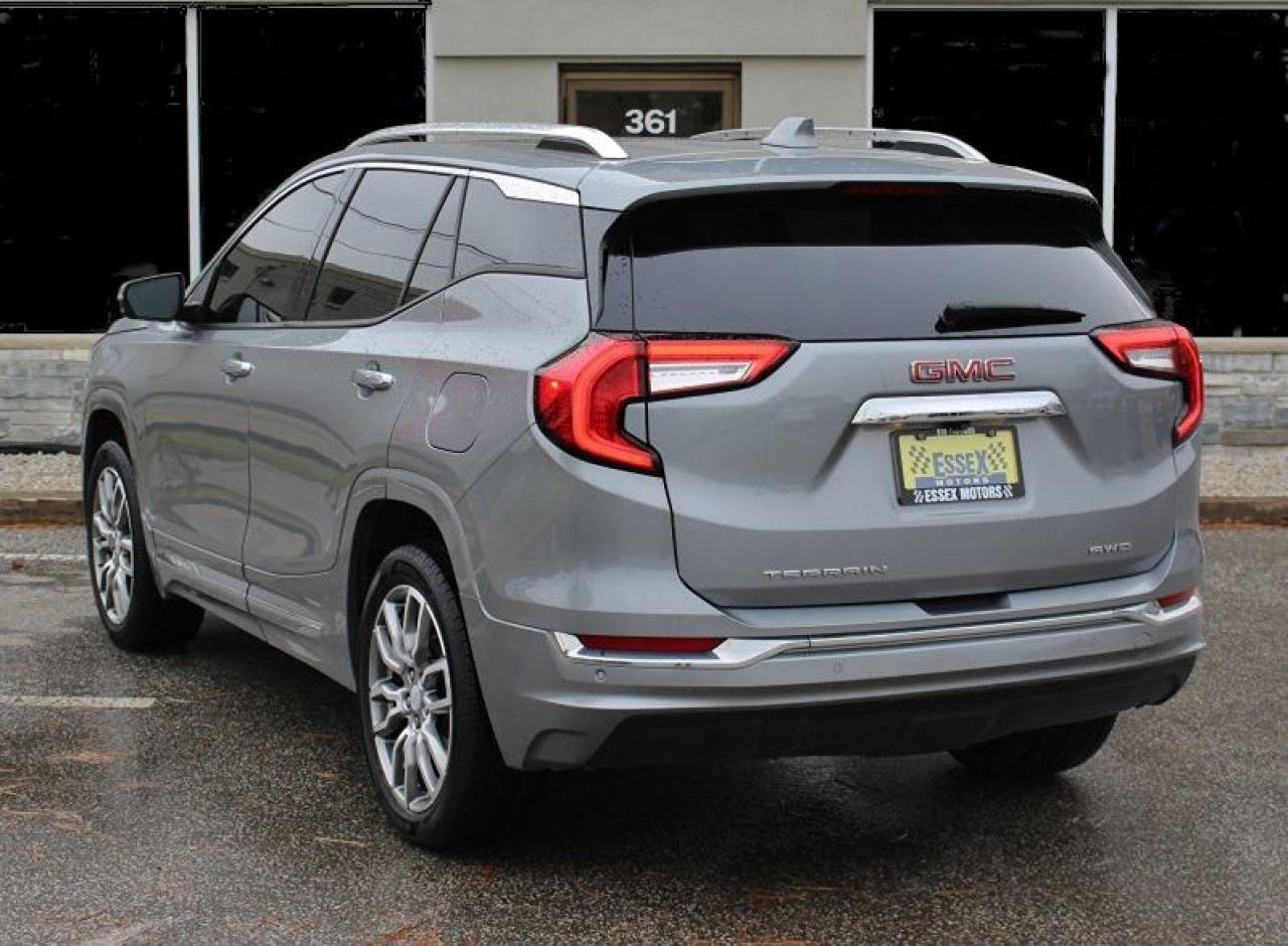 2024 GMC Terrain Denali*AWD*Heated Leather*Moon Roof*CarPlay*Low Ks - Photo #9