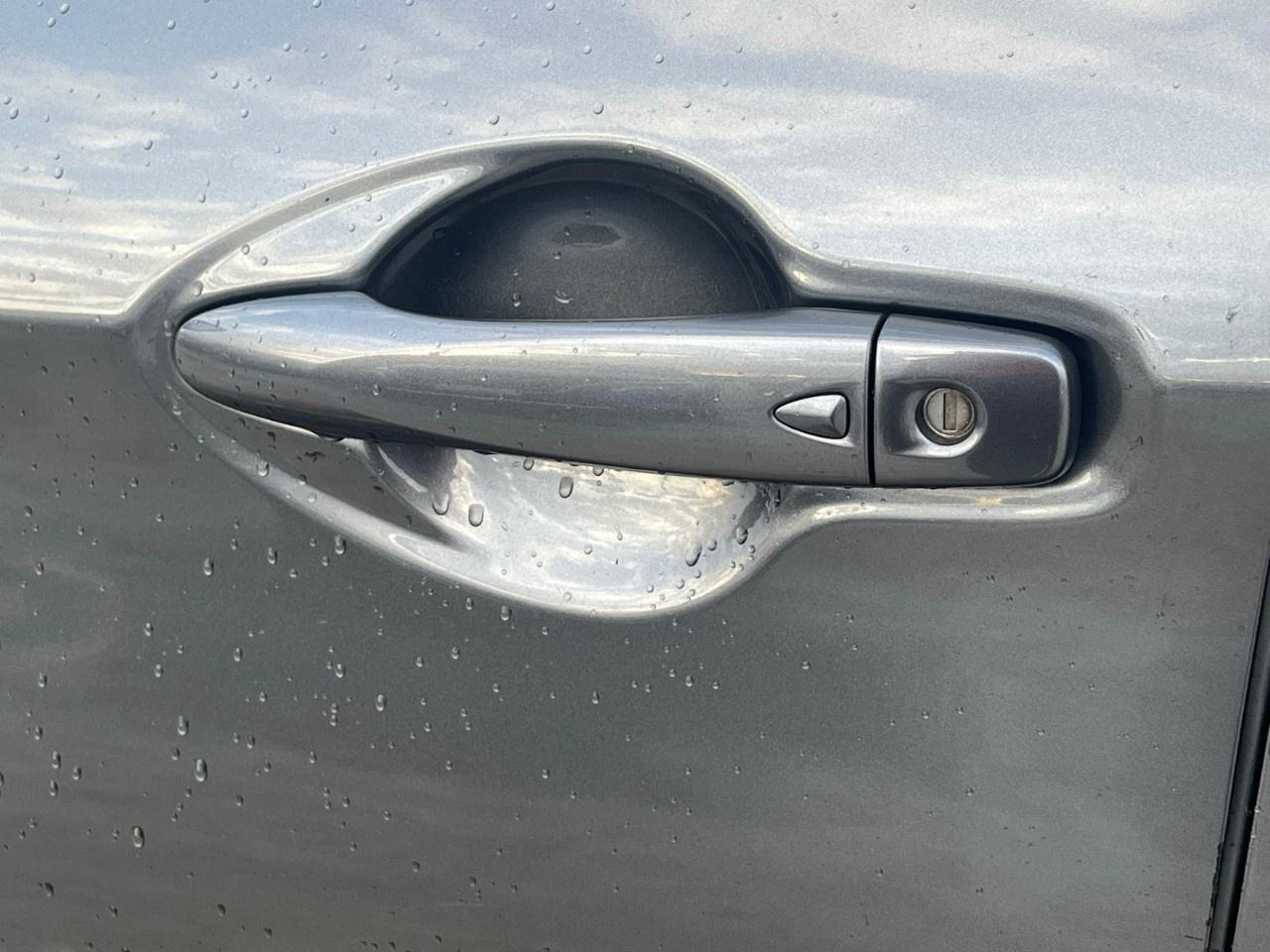 2023 Nissan Qashqai AWD SV CVT Photo3