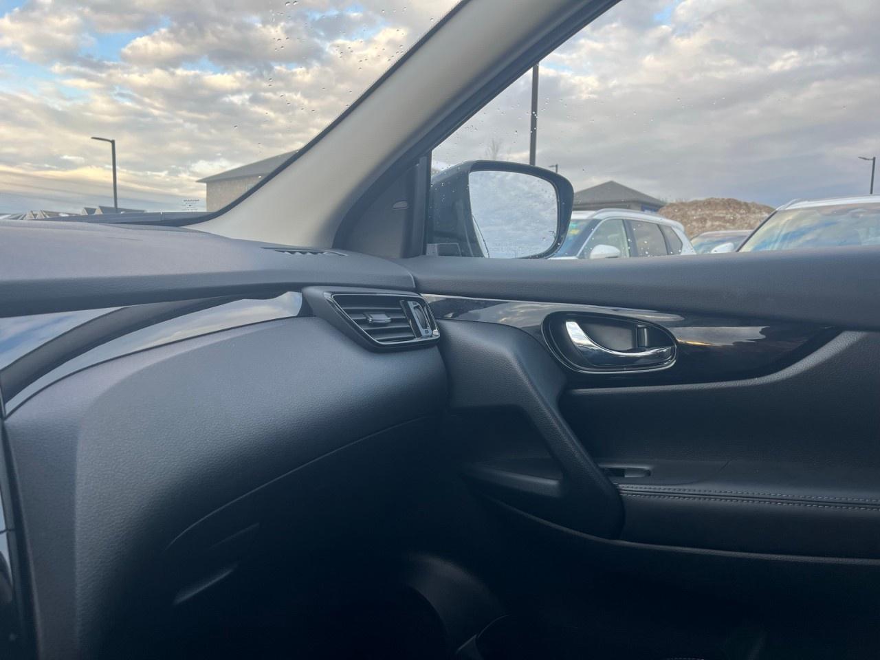 2023 Nissan Qashqai AWD SV CVT Photo