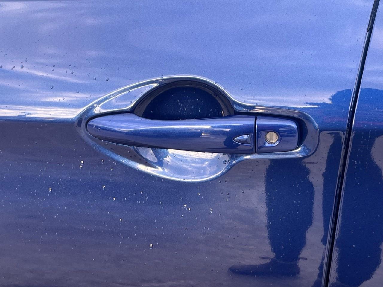 2023 Nissan Qashqai AWD SL CVT Photo3