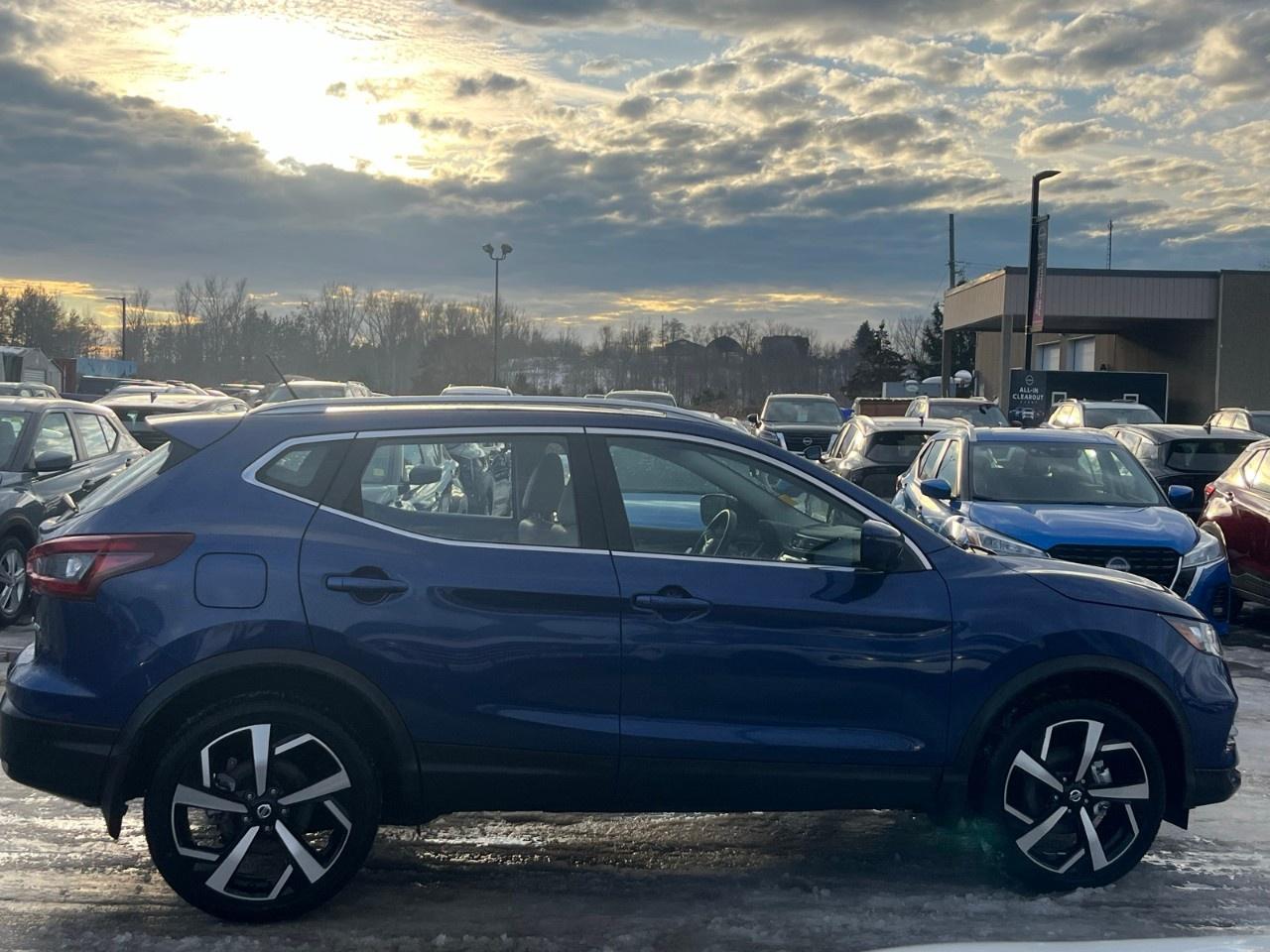 2023 Nissan Qashqai AWD SL CVT Photo