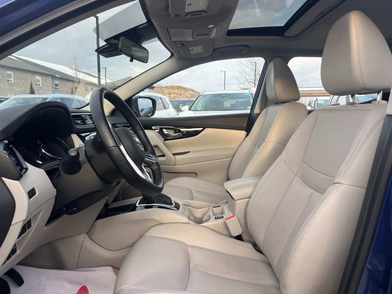 2023 Nissan Qashqai AWD SL CVT Photo