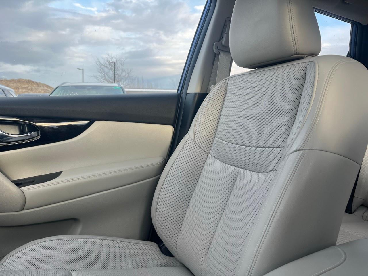 2023 Nissan Qashqai AWD SL CVT Photo