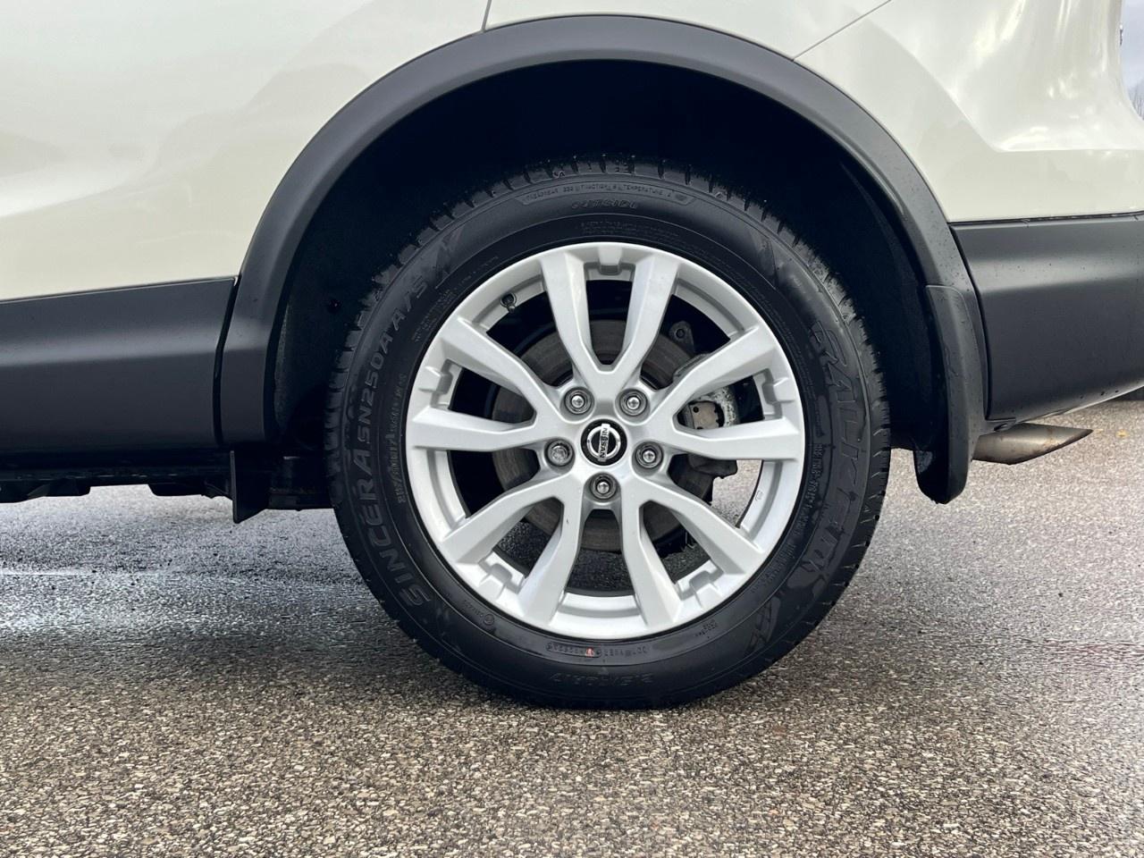 2023 Nissan Qashqai AWD SV CVT Photo