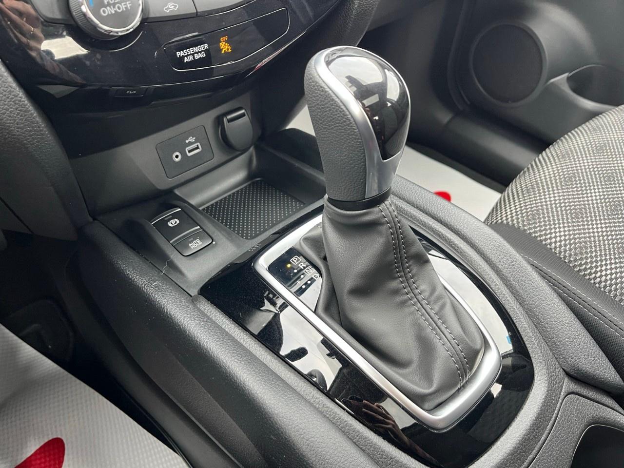 2023 Nissan Qashqai AWD SV CVT Photo