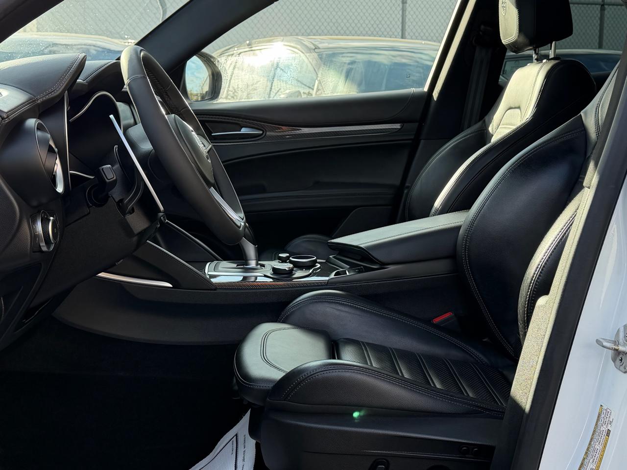 2019 Alfa Romeo Stelvio Ti Sport CARBONINT|NAVI|BACKUP - Photo #5