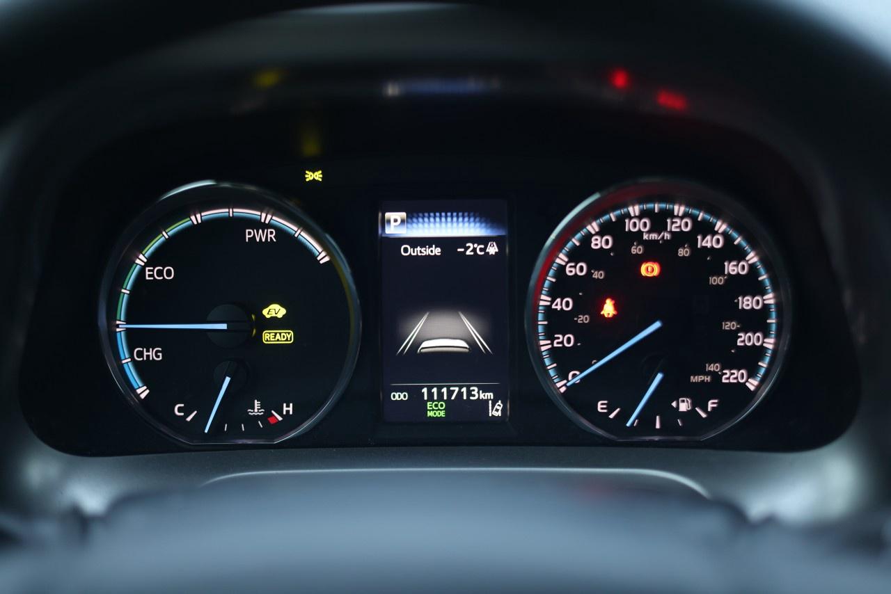 2018 Toyota RAV4 AWD Hybrid LE Photo