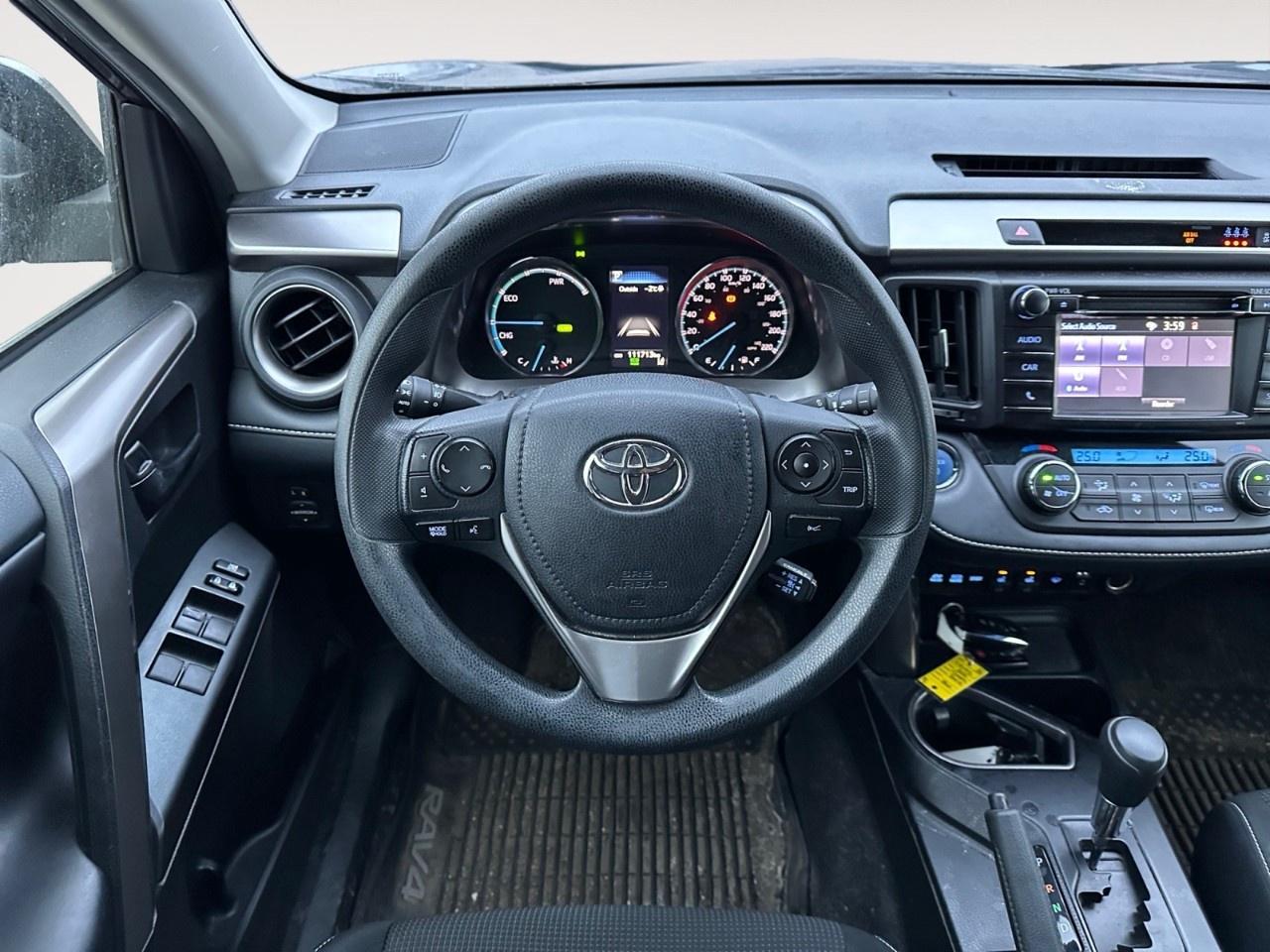 2018 Toyota RAV4 AWD Hybrid LE Photo