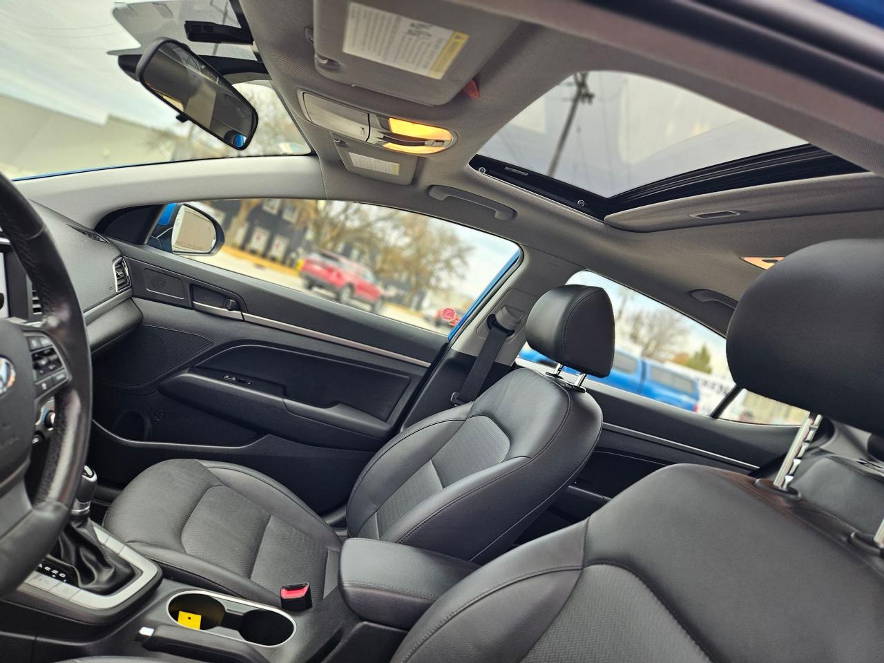 2018 Hyundai Elantra GLS - Photo #9