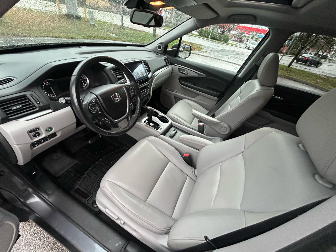 2016 Honda Pilot EX-L - Photo #9