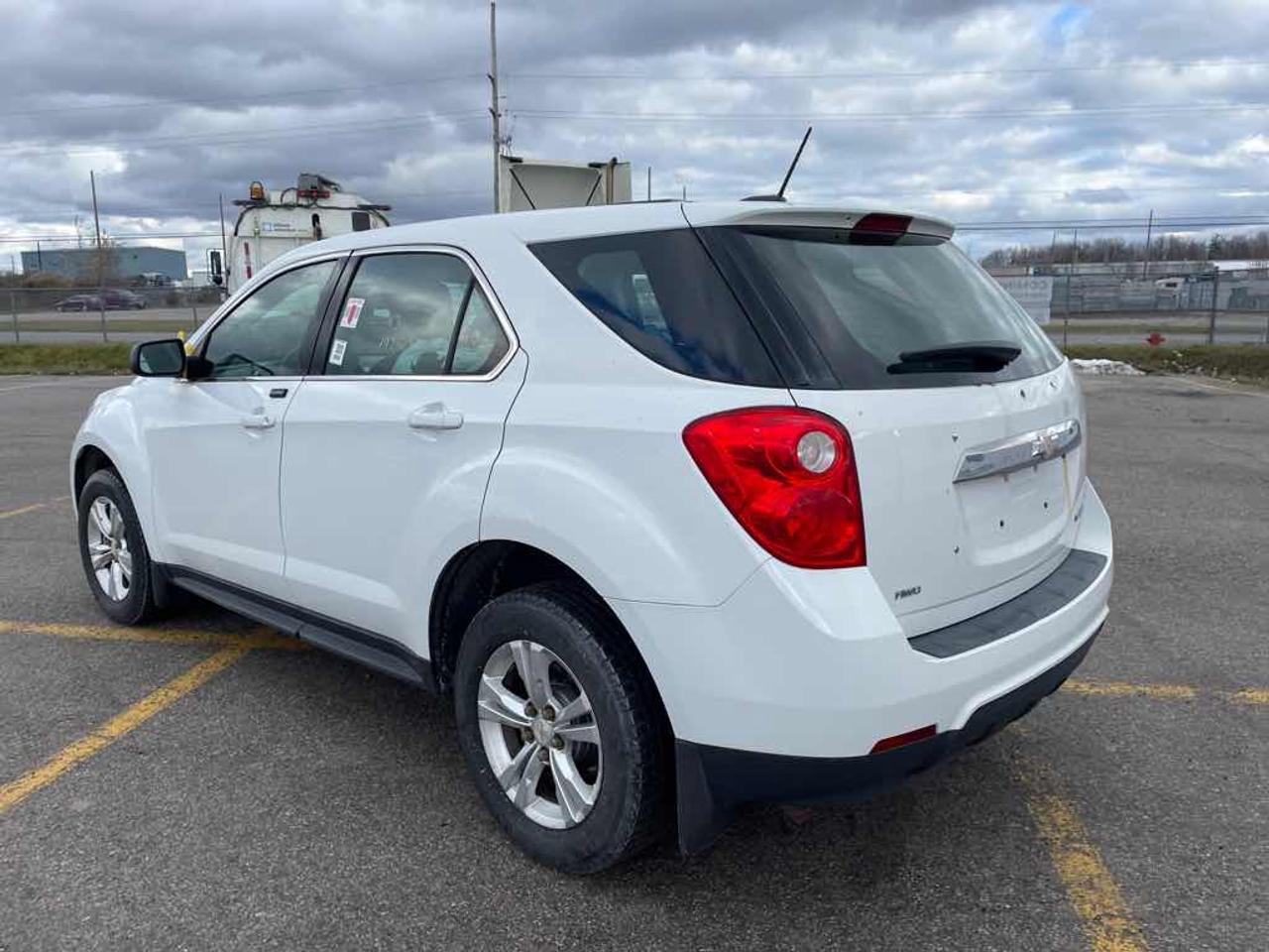 2015 Chevrolet Equinox LS Photo