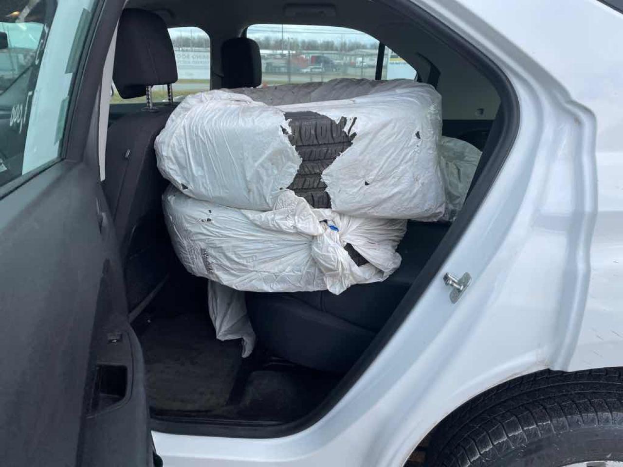 2015 Chevrolet Equinox LS - Photo #12