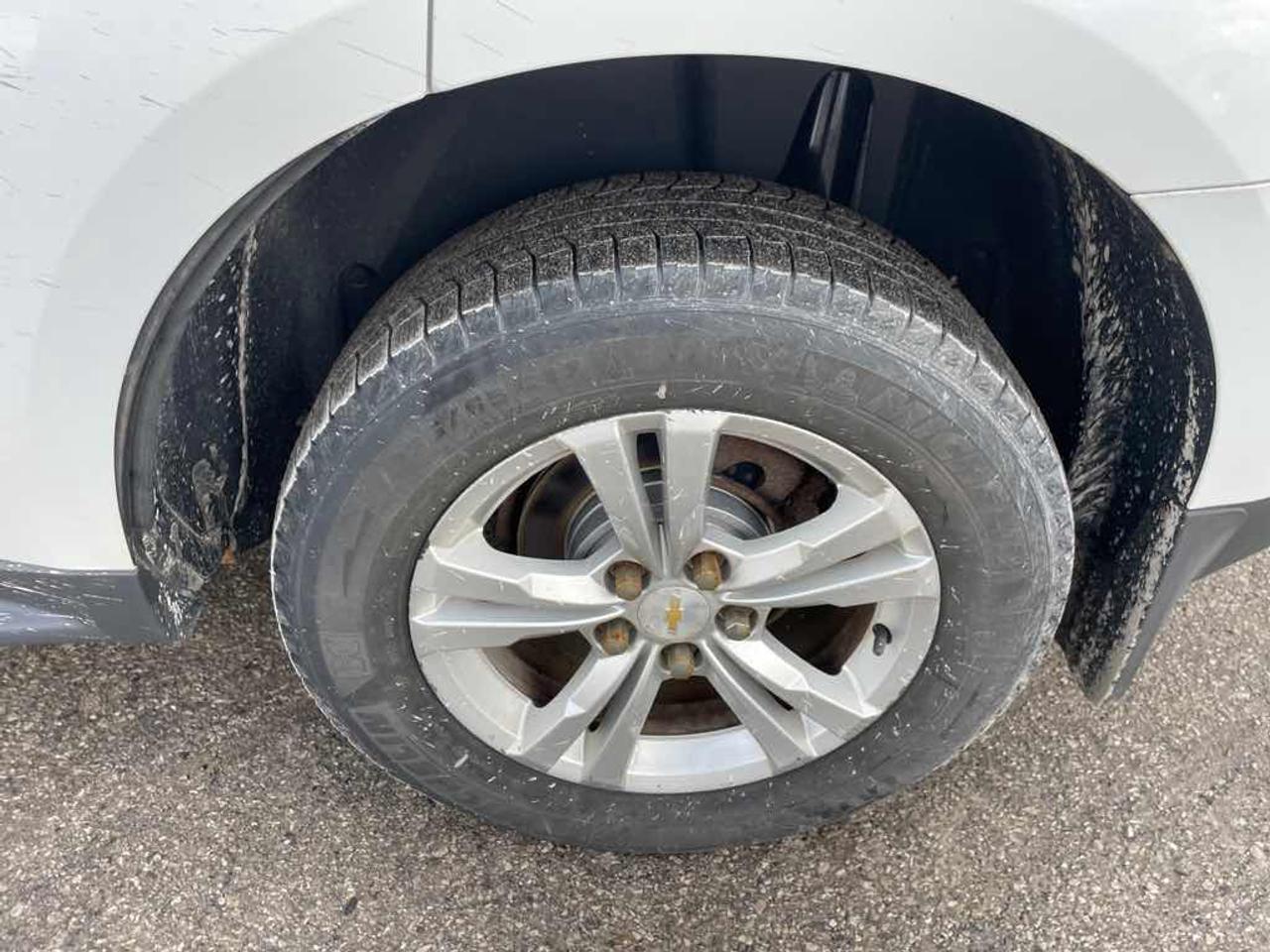 2015 Chevrolet Equinox LS Photo