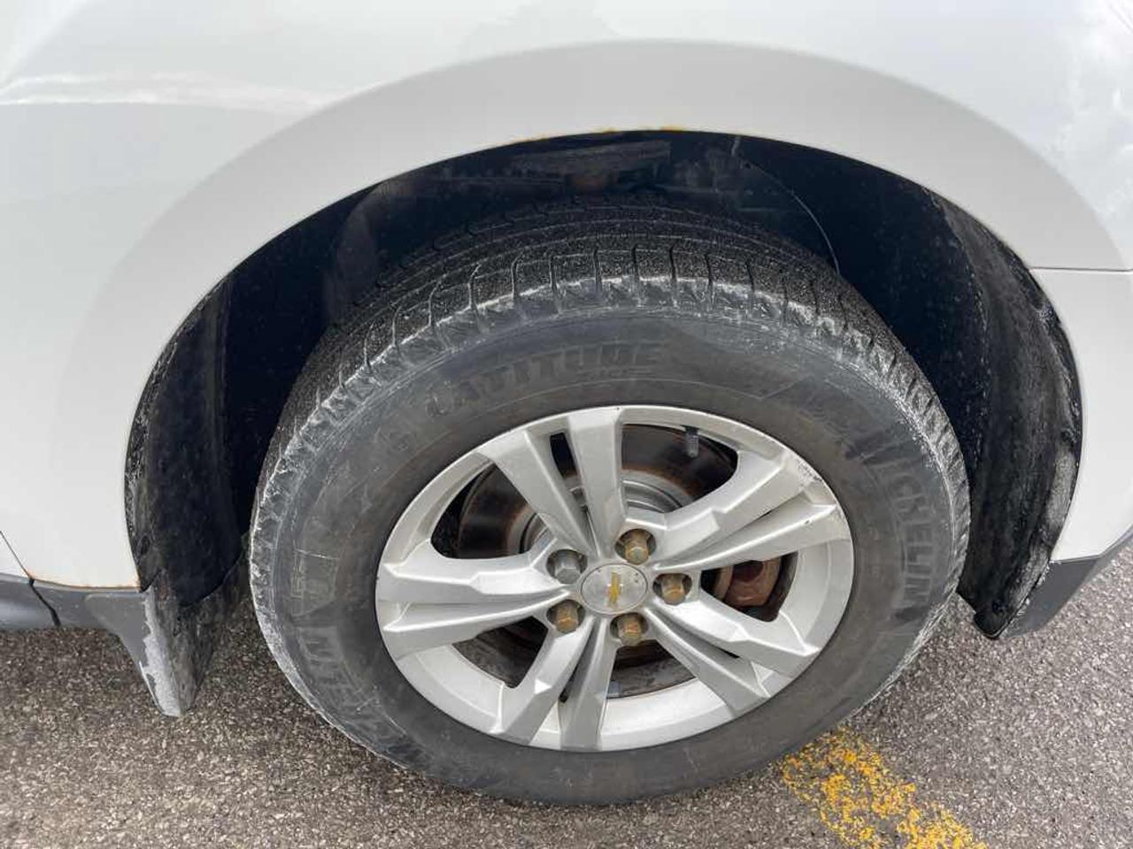 2015 Chevrolet Equinox LS Photo