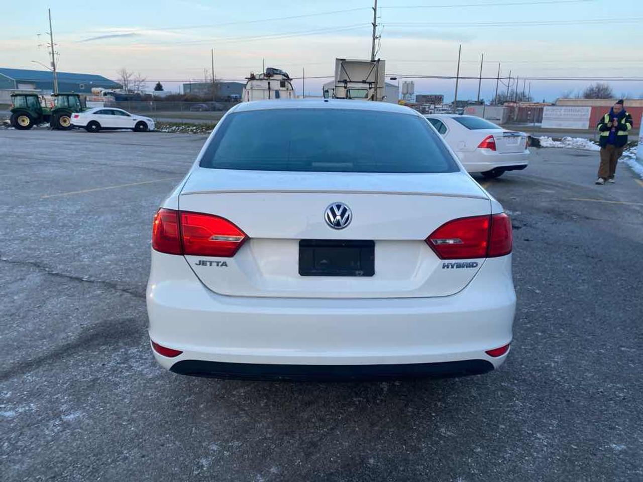 2013 Volkswagen Jetta Hybrid Photo
