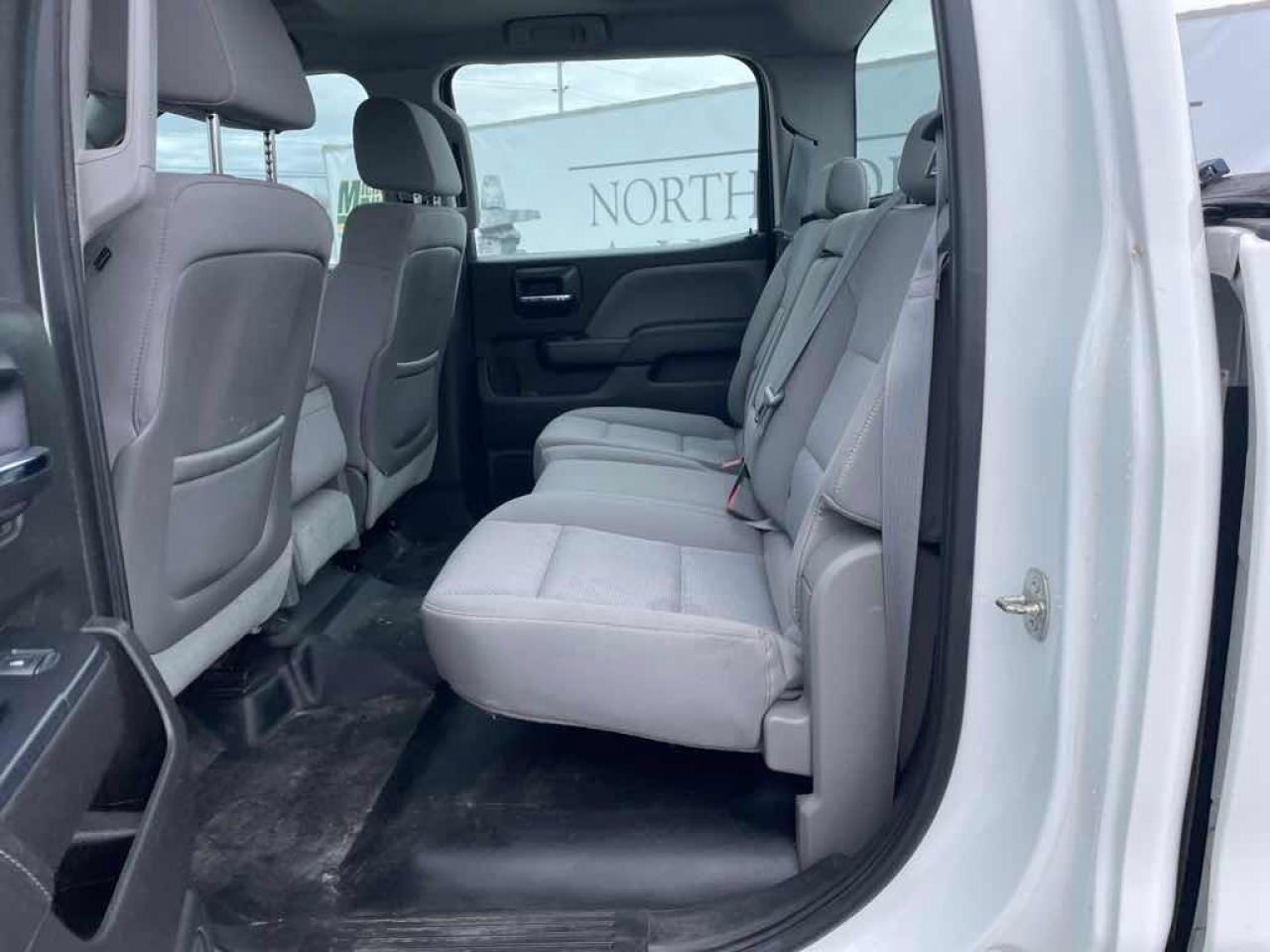 2014 Chevrolet Silverado 1500  - Photo #12