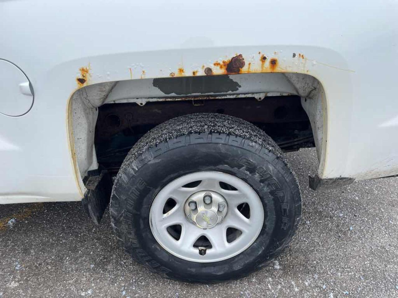 2014 Chevrolet Silverado 1500  - Photo #16