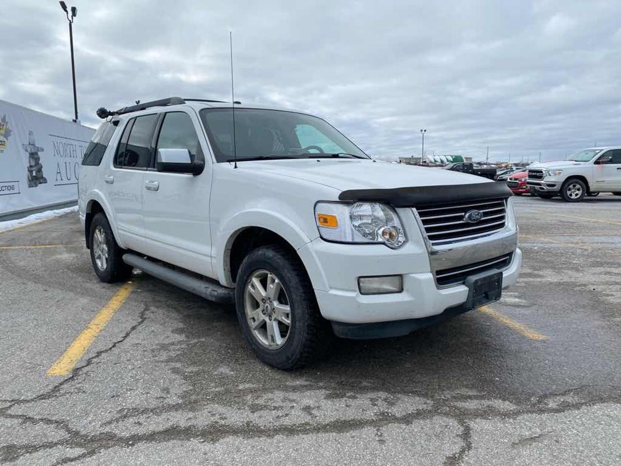 2010 Ford Explorer XLT Photo