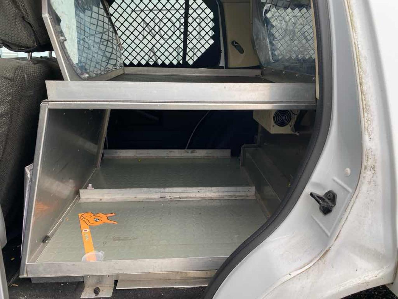 2010 Ford Explorer XLT - Photo #12