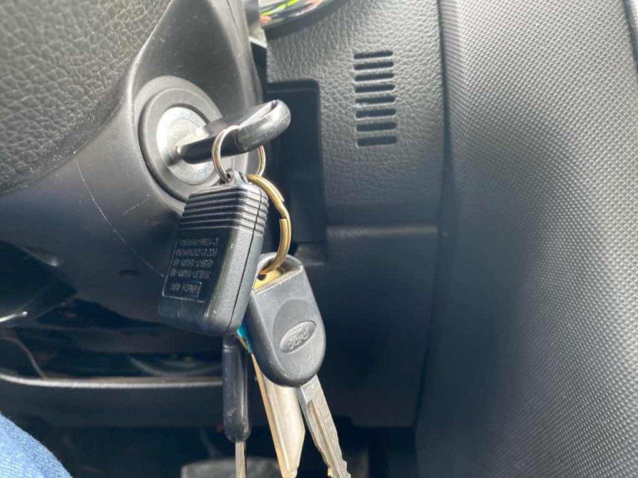 2010 Ford Explorer XLT - Photo #11