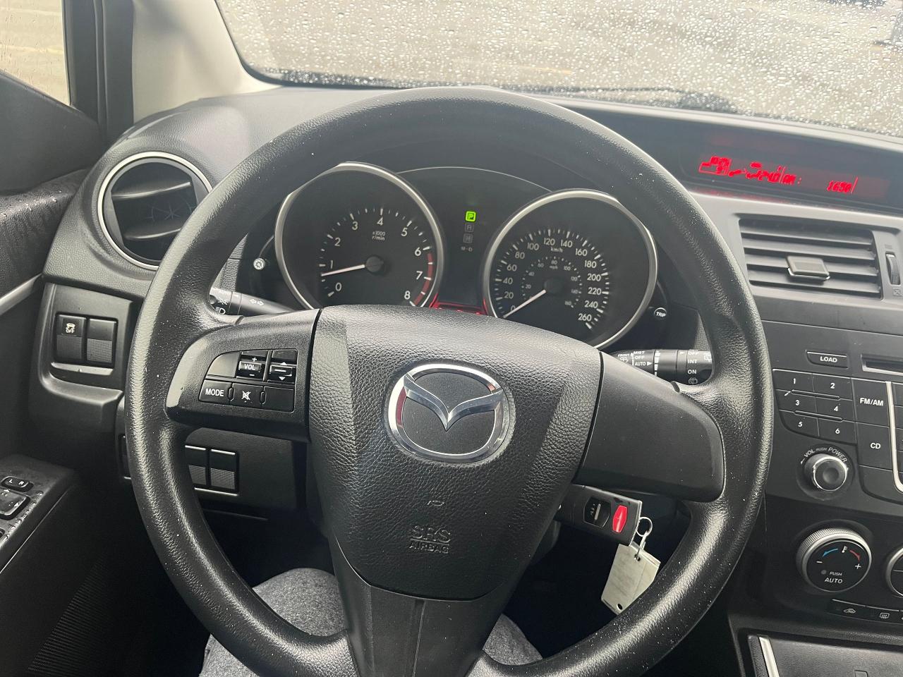 2012 Mazda MAZDA5 GS Photo