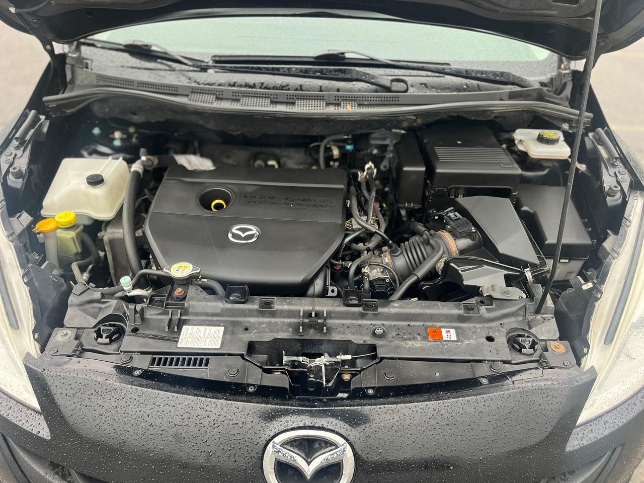 2012 Mazda MAZDA5 4dr Wgn Auto GS Photo