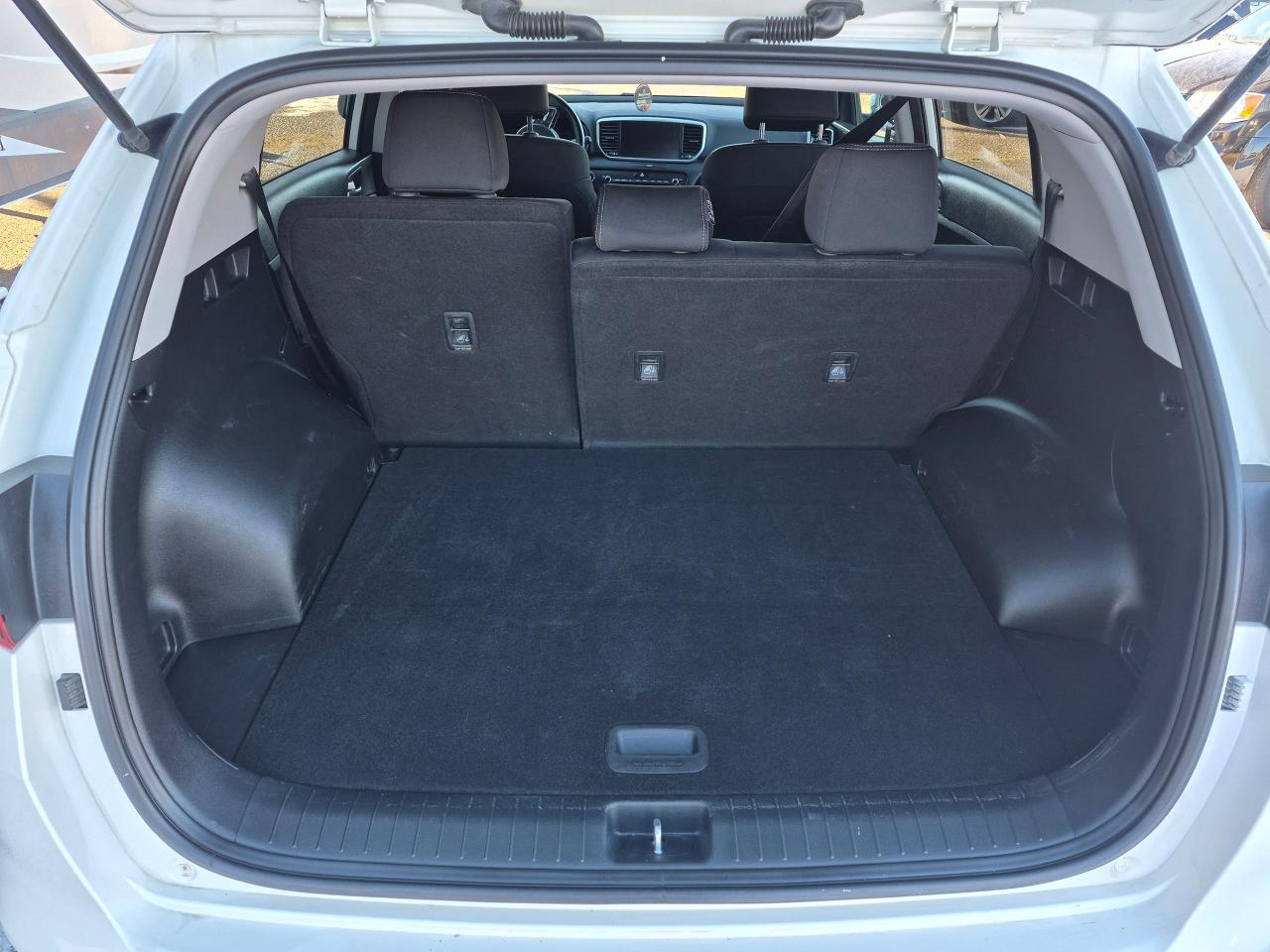2020 Kia Sportage EX S AWD, Htd Steering & Seats, BU Cam, Pano Roof - Photo #7