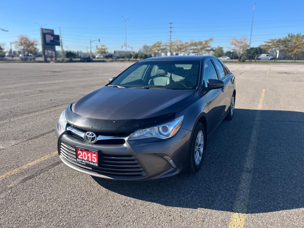 2015 Toyota Camry 4dr Sdn I4 Auto LE Photo0
