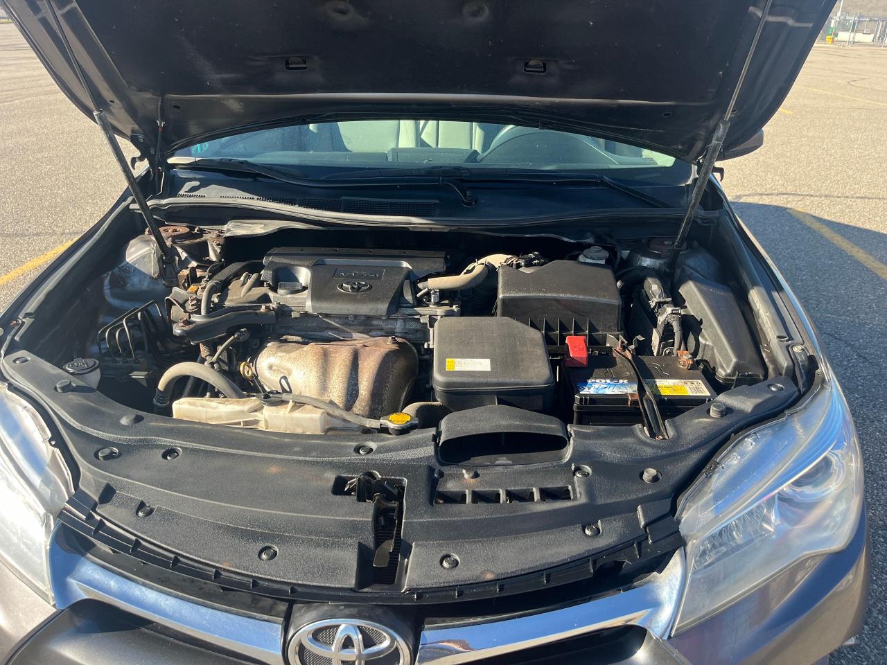 2015 Toyota Camry 4dr Sdn I4 Auto LE Photo