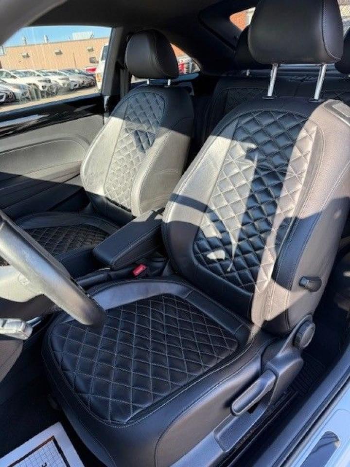 2019 Volkswagen Beetle Wolfsburg Edition - Photo #6