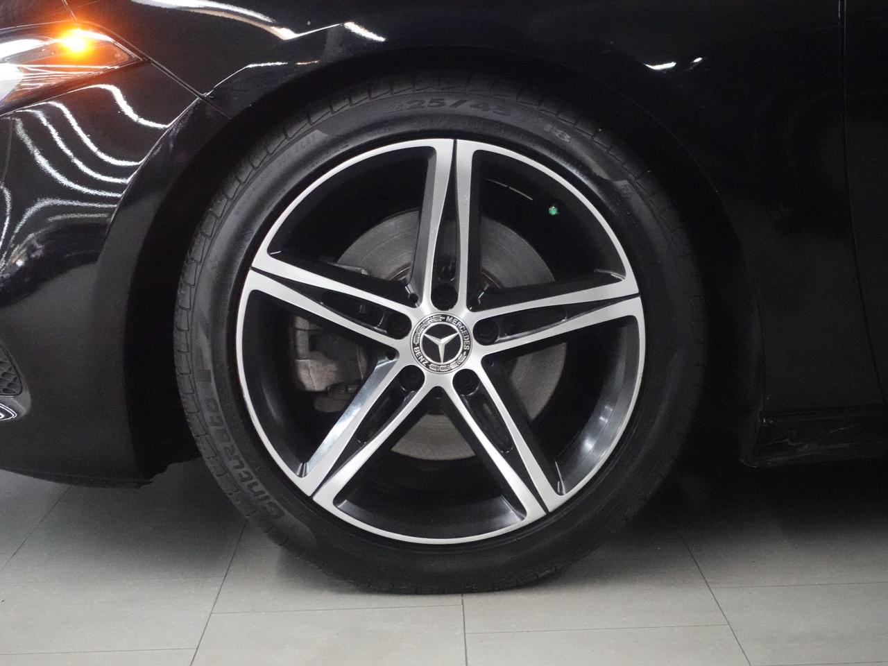 2020 Mercedes-Benz A-Class A220 4MATIC | Nav | Leather | Panoroof | CarPlay