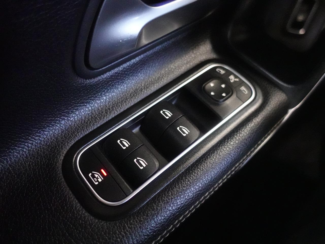 2020 Mercedes-Benz A-Class A220 4MATIC | Nav | Leather | Panoroof | CarPlay Photo