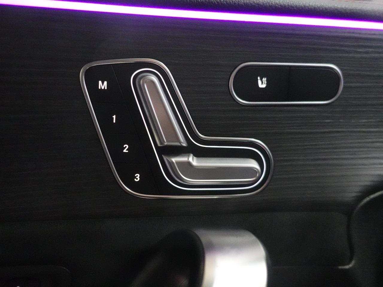 2020 Mercedes-Benz A-Class A220 4MATIC | Nav | Leather | Panoroof | CarPlay Photo