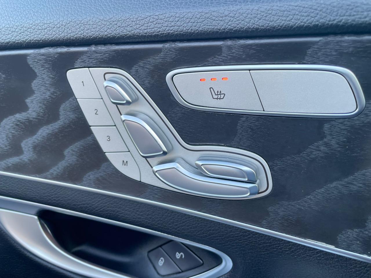 2018 Mercedes-Benz C-Class 4MATIC NO ACCIDENT CERTIFED NAVI BLIND SPOT PANOR - Photo #19