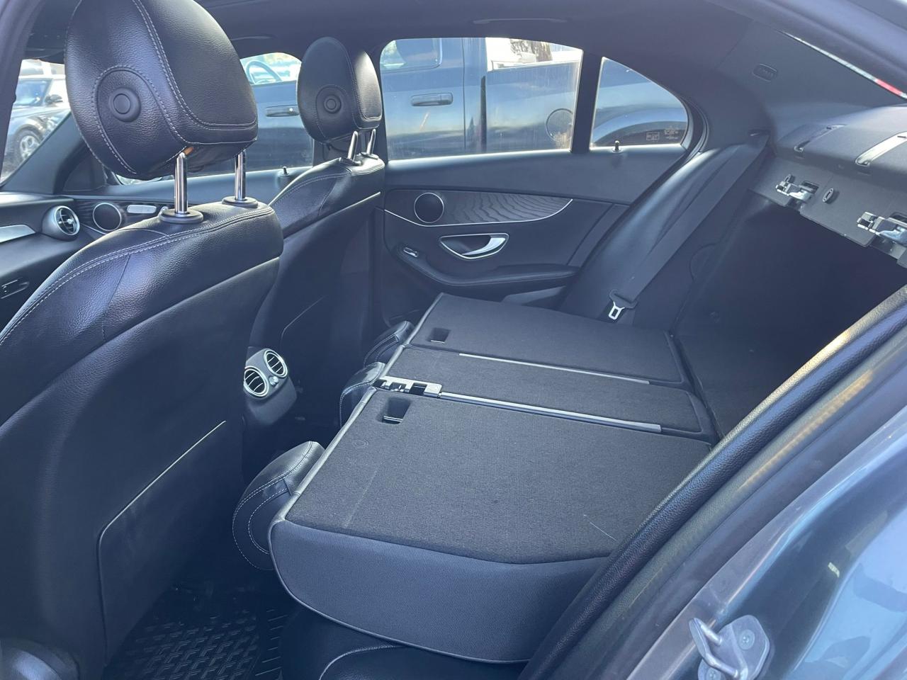 2018 Mercedes-Benz C-Class 4MATIC NO ACCIDENT CERTIFED NAVI BLIND SPOT PANOR - Photo #21