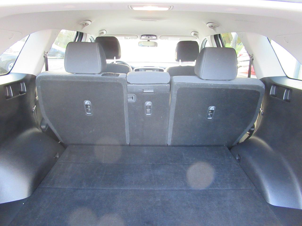 2017 Kia Sorento FWD 4DR LX Photo