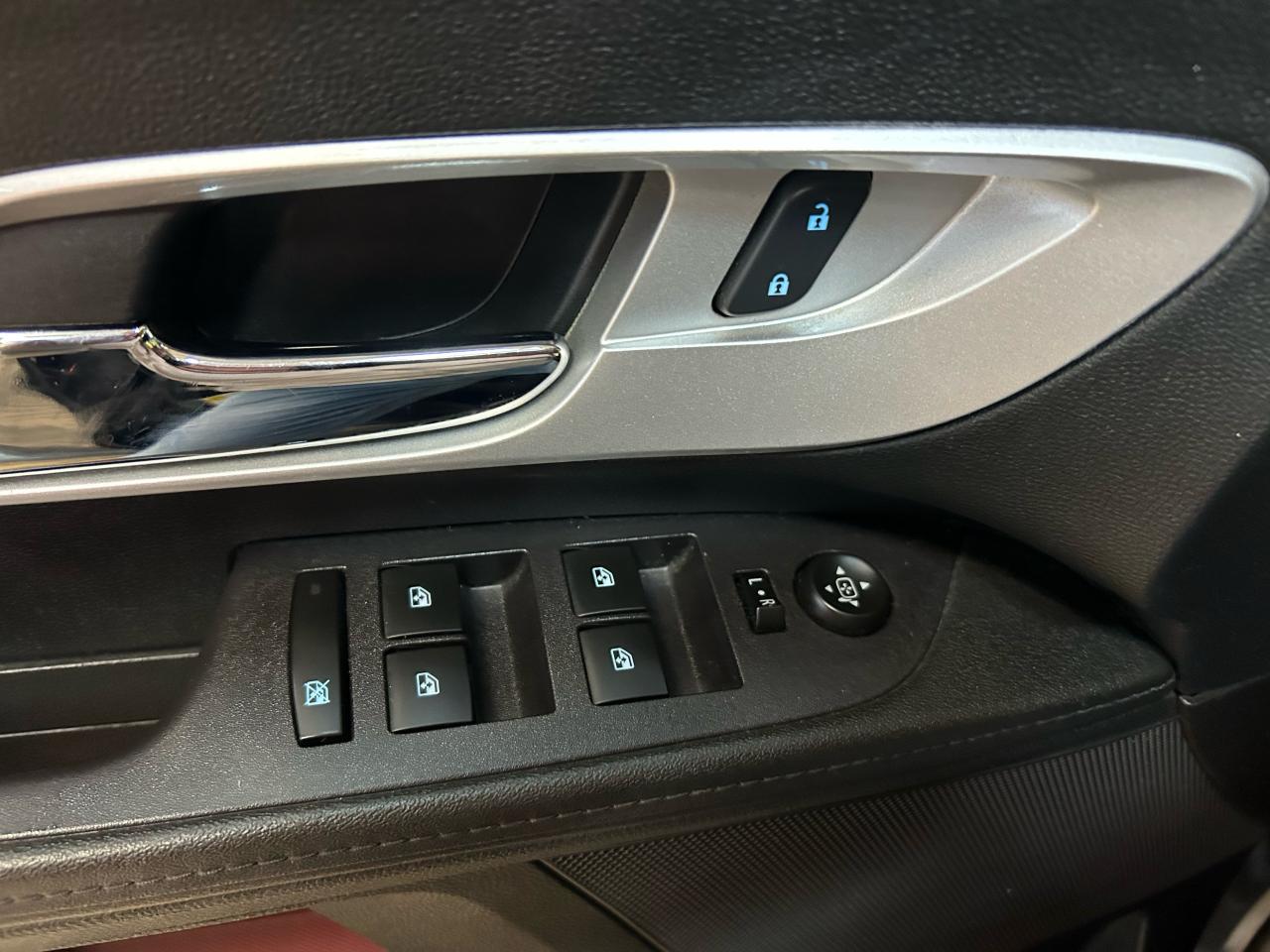 2017 Chevrolet Equinox LS - Photo #13