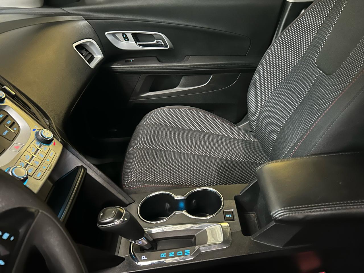 2017 Chevrolet Equinox LS - Photo #8