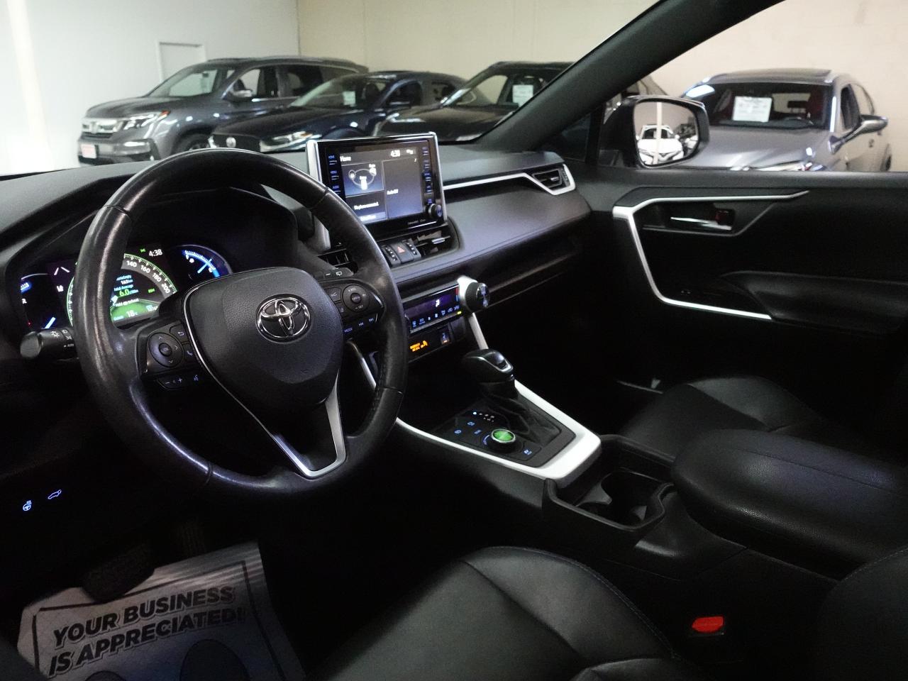 2021 Toyota RAV4 HYBRID XSE AWD | Leather | Sunroof | PowerTrunk