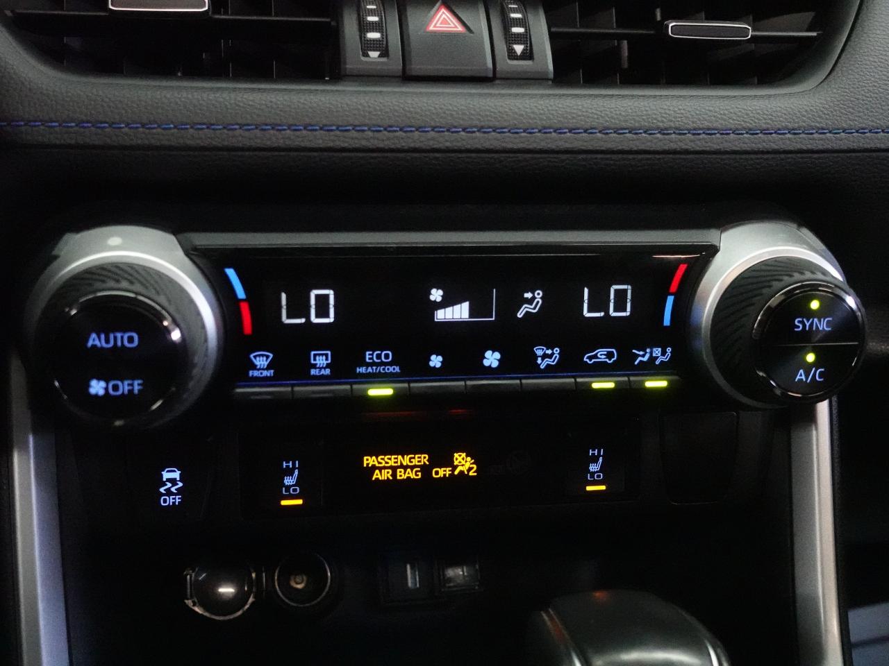 2021 Toyota RAV4 HYBRID XSE AWD | Leather | Sunroof | PowerTrunk