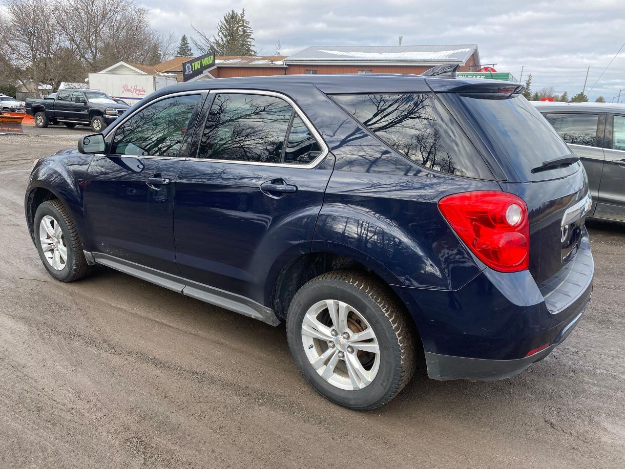 2015 Chevrolet Equinox LS - Photo #3