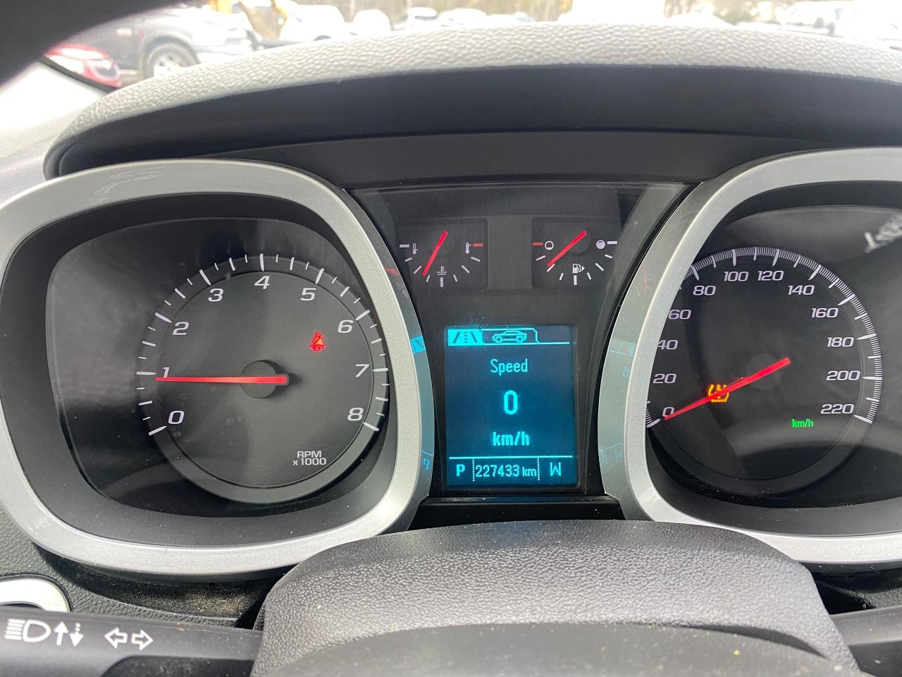 2015 Chevrolet Equinox LS - Photo #5