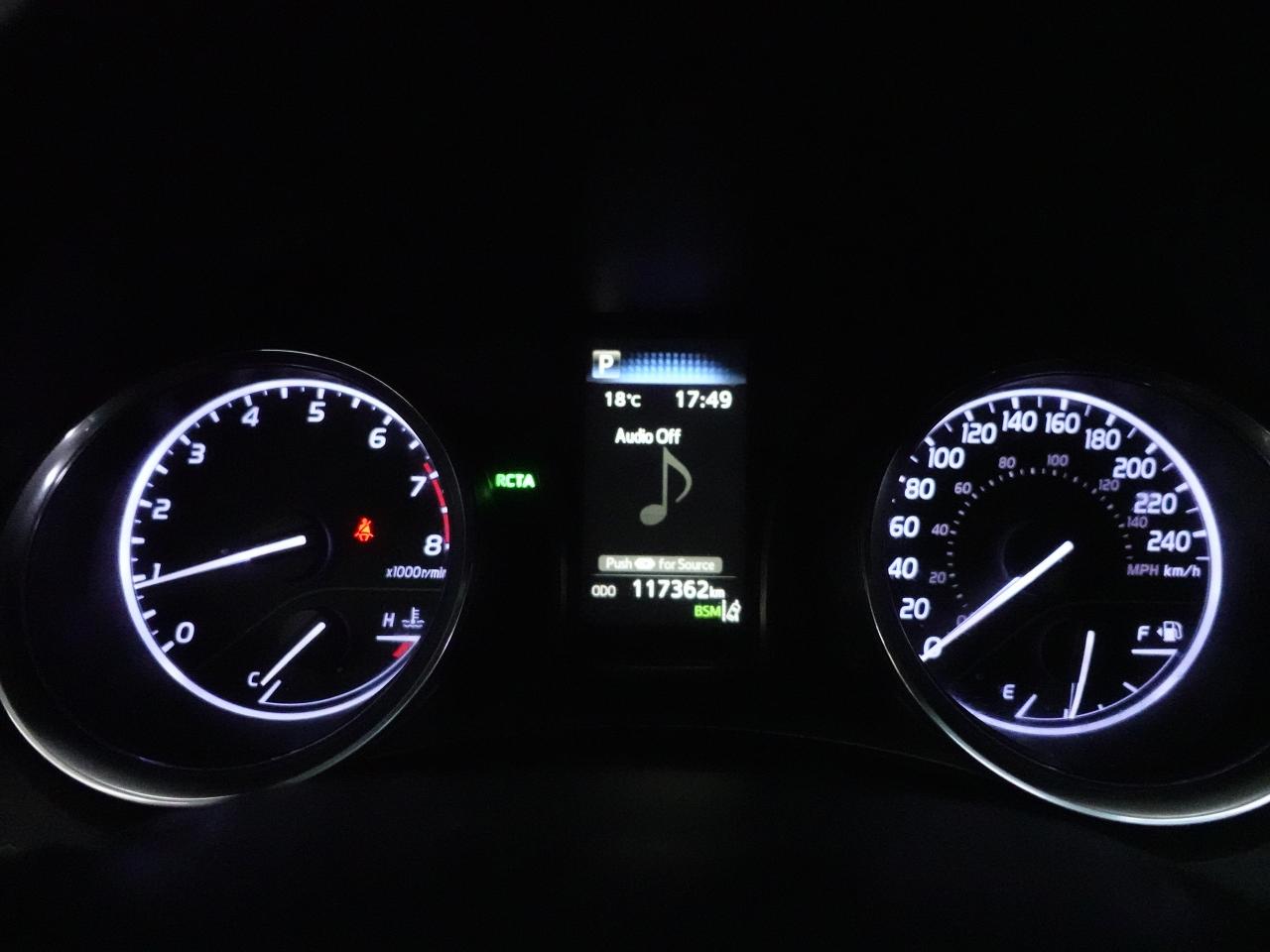 2020 Toyota Camry SE UPGRADE | Leather | Sunroof | LaneDep | CarPlay